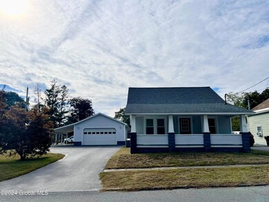 259 South St, Glens Falls, NY 12801 - photo 2