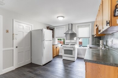 8-10 Hanna St unit 8, Quincy, MA 02169 - photo 3