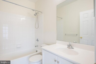 42667 Homefront Terrace, Chantilly, VA 20152 - photo 7