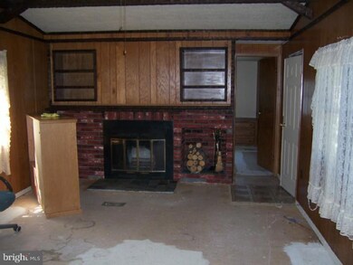 216 Eisenhower Ave, Williamstown, NJ 08094 - photo 4