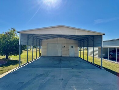 24 Shell Rd, Okeechobee, FL 34974 - photo 2