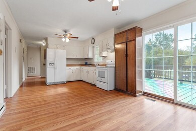 401 Mimosa St, Oxford, NC 27565 - photo 3