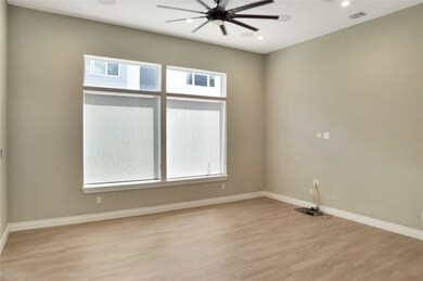 8918 Spring Knoll Forest Dr, Houston, TX 77080 - photo 4