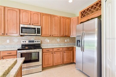 9829 Jasmine Brook Cir, Land O Lakes, FL 34638 - photo 5