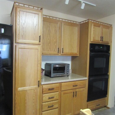 119 N Henry St, New Haven, IN 46774 - photo 4