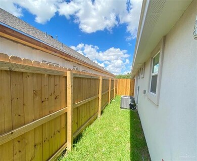 3417 Sahara St unit 2, Edinburg, TX 78541 - photo 7