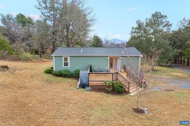 504 Newtown Rd, Greenwood, VA 22943 - photo 2