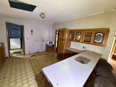 947 Sunnycrest Dr, Huntington, WV 25705 - photo 5