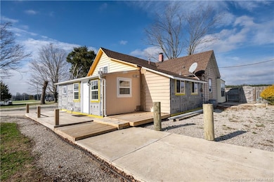 5735 Elizabeth New Middletown Rd SE, Elizabeth, IN 47117 - photo 2