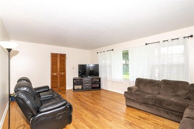 3120 W 13th St, Anderson, IN 46011 - photo 5