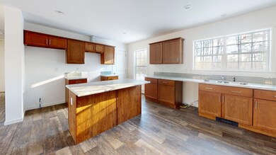81-Middle-Rd-Sabattus-Maine-04280-Kitche