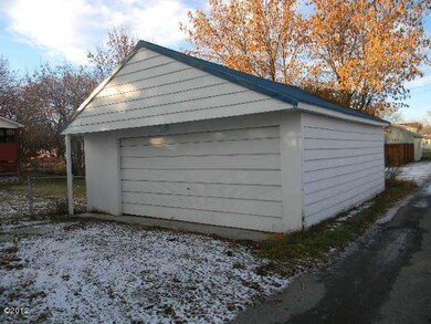 Detached Double Garage