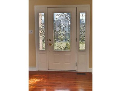Entry/Foyer.