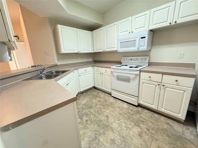 5524 Metrowest Blvd unit 312, Orlando, FL 32811 - photo 2