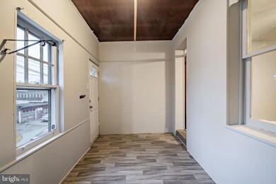 322 Moore St, Darby, PA 19023 - photo 5