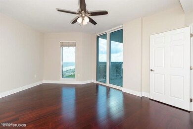 10_2668BEACHBLVD801_2010_LowRes