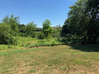 21 Walden Pond Dr, Nashua, NH 03064 - photo 3