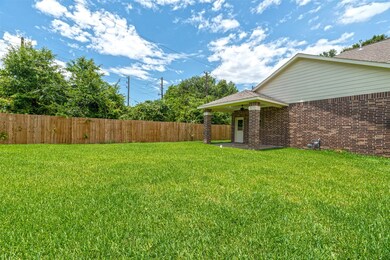 12118 Carol Ln, Pinehurst, TX 77362 - photo 5