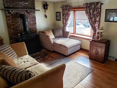 9 Wilkele Rd, Sandown, NH 03873 - photo 4