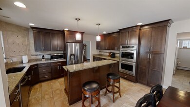 380 Mammoth Rd, Pelham, NH 03076 - photo 7