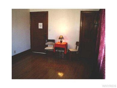 Living Room Upper Unit