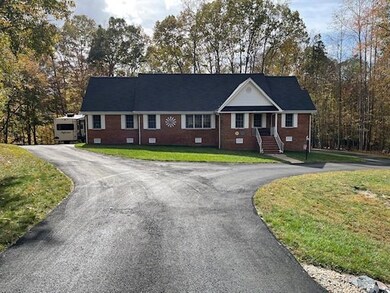 5709 Cedar Trail W, Prince George, VA 23875 - photo 3