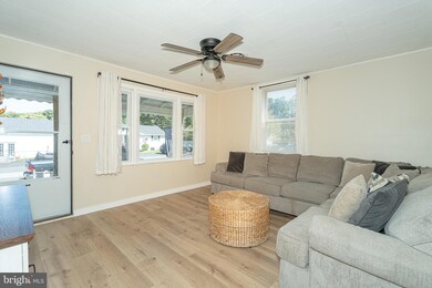 53 Chandelle Rd, Middle River, MD 21220 - photo 3