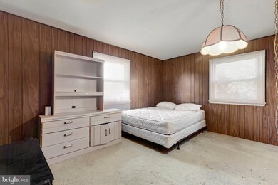 13130 Oriole Dr, Beltsville, MD 20705 - photo 7