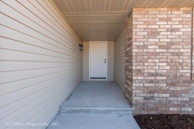 615 Olive, Rogersville, MO-4