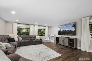 2330 34th St SE, Puyallup, WA 98374 - photo 3