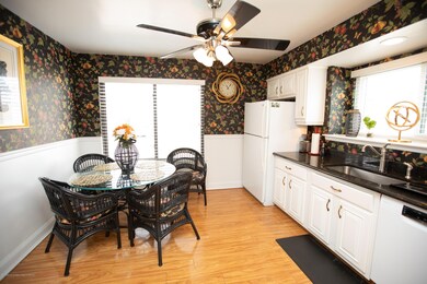 2 Clavendon Ct. Middletown, NJ Kitchen 1