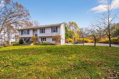 74 Pocatello Rd, Middletown, NY 10940 - photo 2