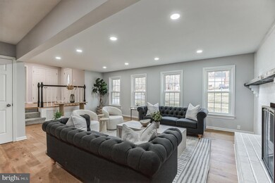 4805 Bentonbrook Dr, Fairfax, VA 22030 - photo 4