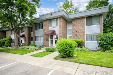 2431 E. Collier Avenue-2
