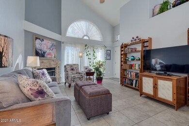 2100 W Lemon Tree Place unit 95, Chandler, AZ 85224 - photo 5