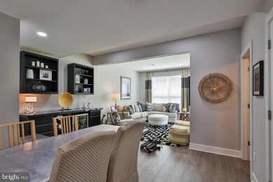 23 Independence Ct unit 7-32, Perkasie, PA 18944 - photo 5