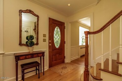 009-Foyer-1063488-mls