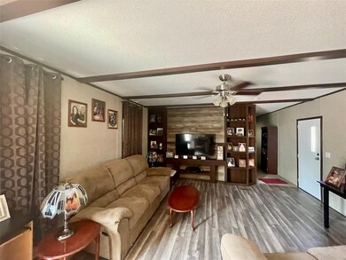 884 County Road 4790, Boyd, TX 76023 - photo 4