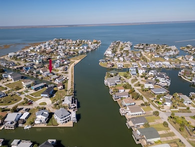 16605 Sandpiper Rd, Jamaica Beach, TX 77554 - photo 6