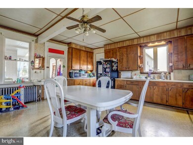 163 E Main St, Leola, PA 17540 - photo 7