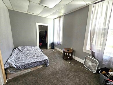 2318 W 3rd St, Davenport, IA 52802 - photo 6