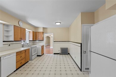 spacious kitchen to customize to your taste!