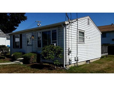 22 Forest Ave, Middletown, RI 02842 - photo 2