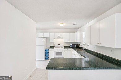 7-web-or-mls-Brandenberry Dr-S1111-007.jpg