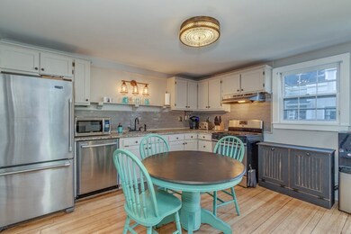 45 Oakland St unit A, Newburyport, MA 01950 - photo 5