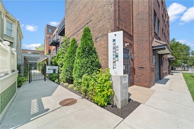 2048 Fulton Rd unit 114, Cleveland, OH 44113 - photo 2