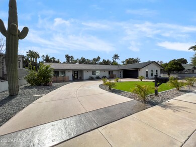 1135 W Lawrence Ln, Phoenix, AZ 85021 - photo 6