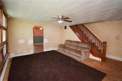 225 Brown St, Tamaqua, PA 18252 - photo 5