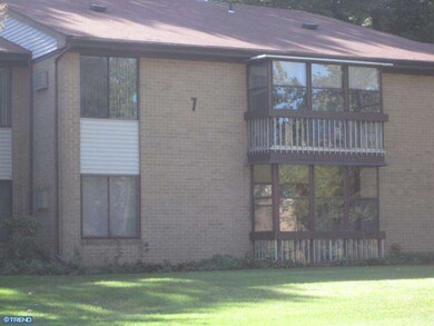 7 Pine Cluster Cir, Manalapan, NJ 07726 - photo 2