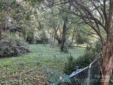 407 Leander St, Shelby, NC 28152 - photo 2